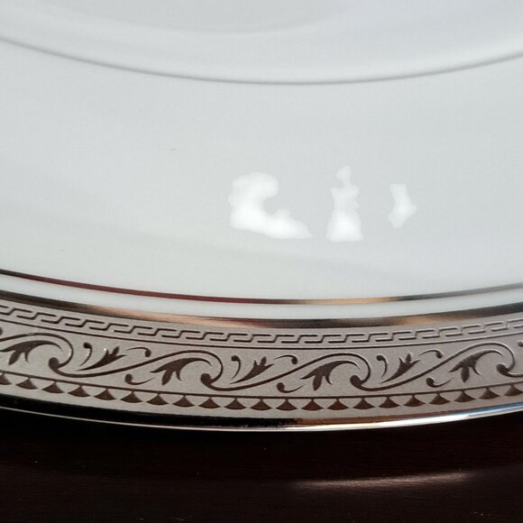 Noritake Crestwood Platinum Dinner Plate - Picture 2 of 6